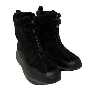 L.L. Bean Suede Primaloft 200 Gram Insulated Winter Boot Women's Size 9.5
